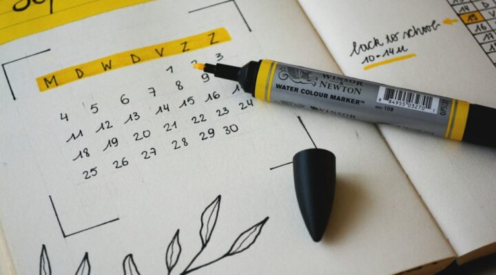 Notebook and marker – the 60-day capital gains tax rule deadline