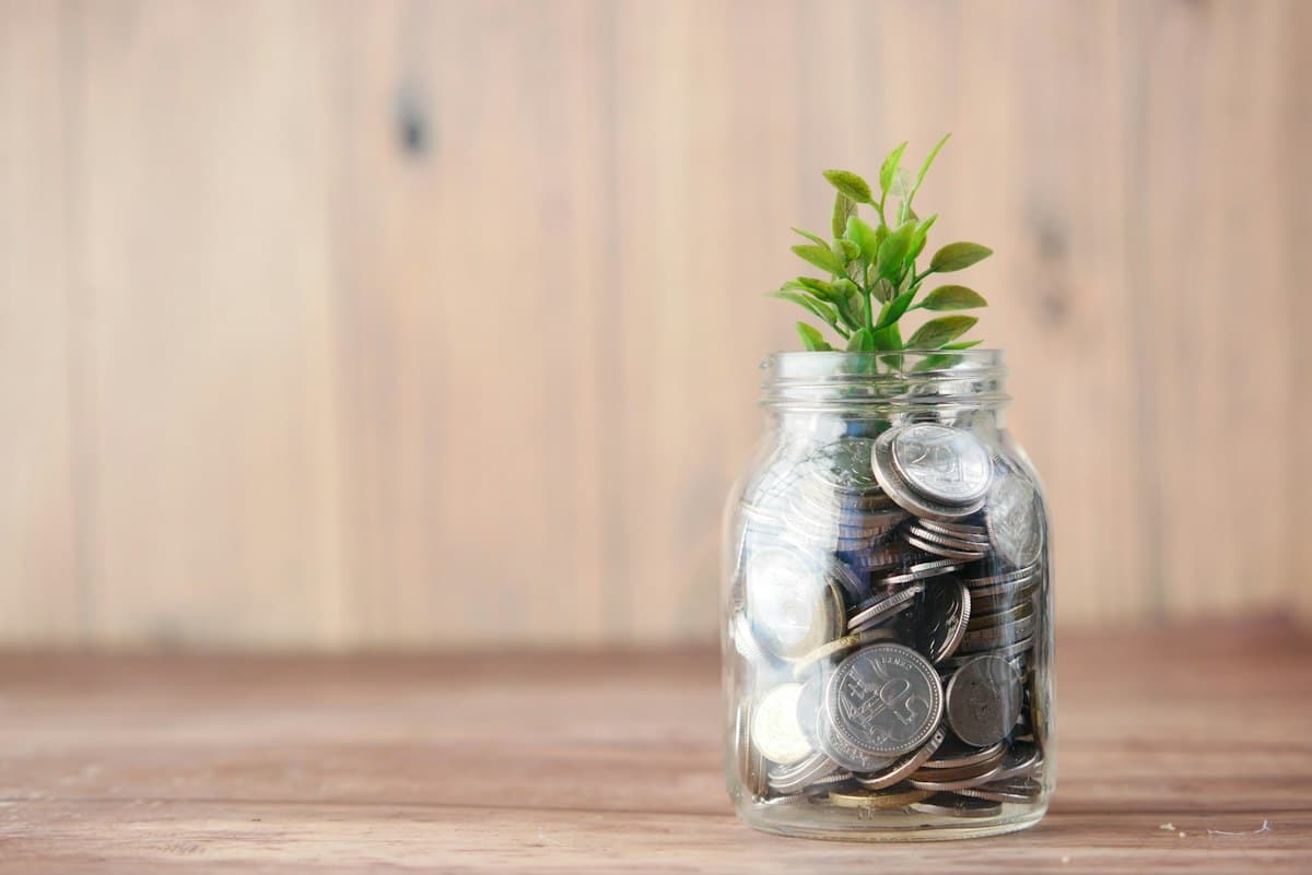 Capital Gains Tax and Tax-Efficient Wrappers: ISAs, Pensions and Beyond